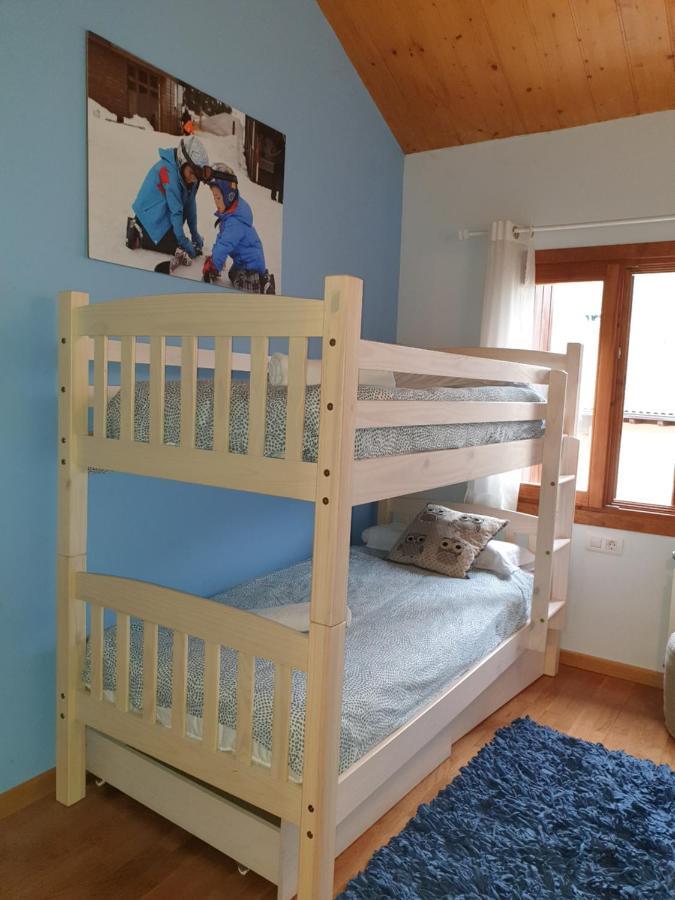Pico Almanzor Villa Villanúa Екстериор снимка