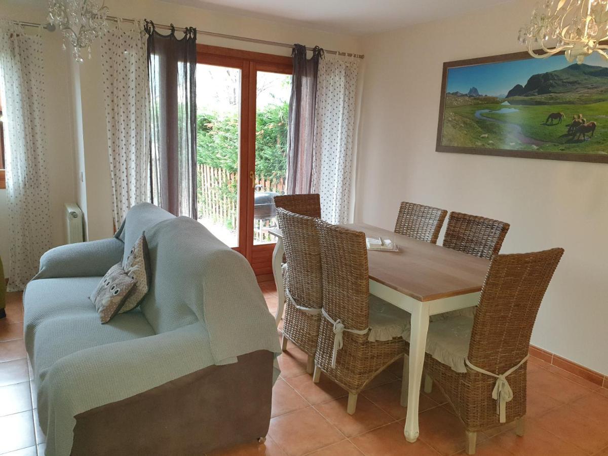 Pico Almanzor Villa Villanúa Екстериор снимка